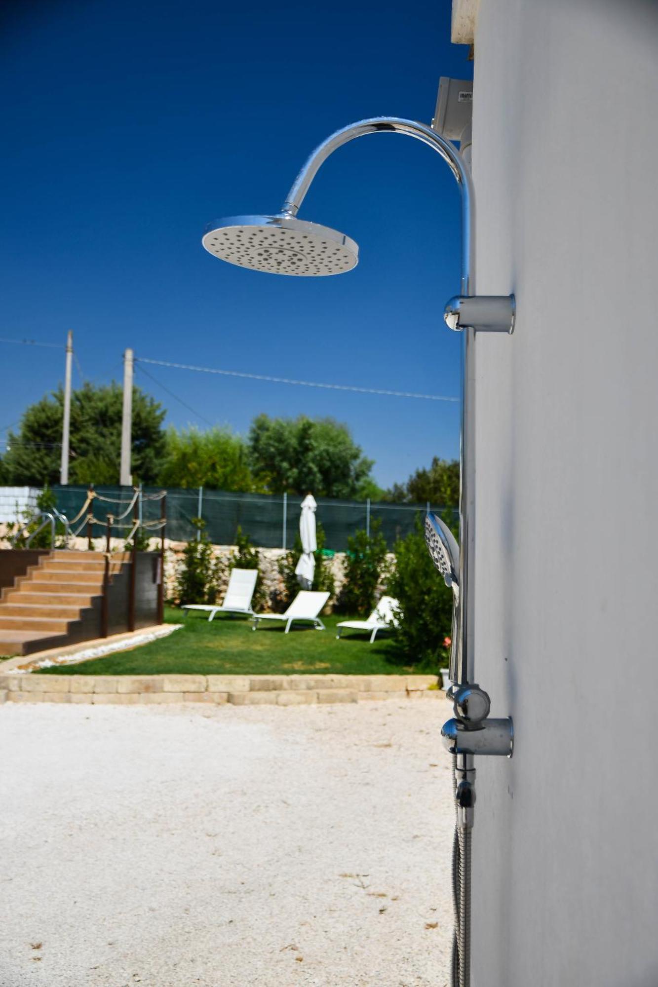 Trulli Donna Isabella 2 Bed and Breakfast Locorotondo Eksteriør billede
